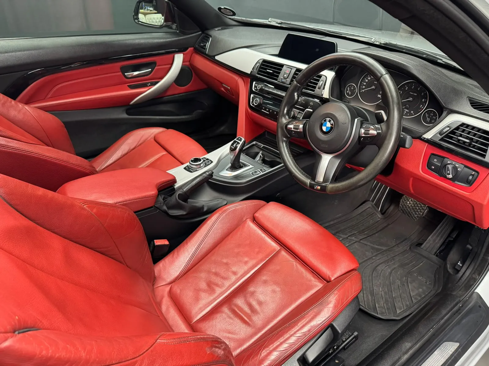 
								2018 BMW 420i M-Sport Coupe full									