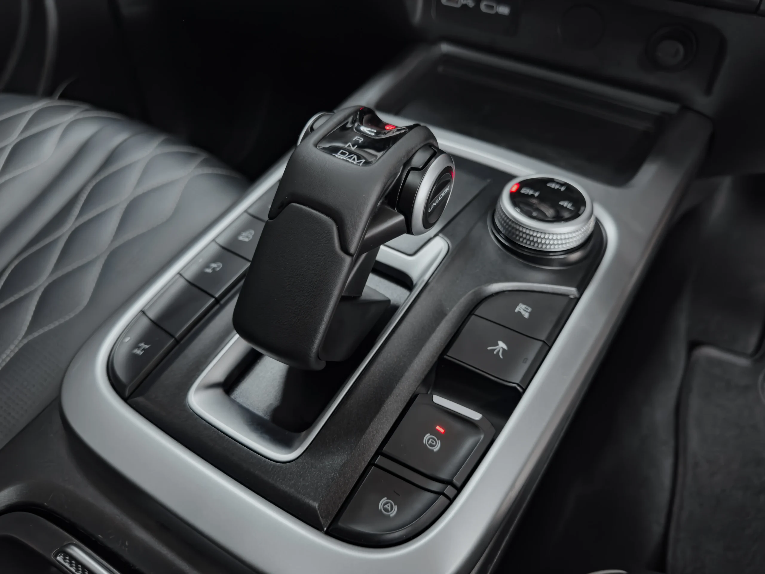 
								2026 GWM Tank 300 4×4 Super Luxury full									